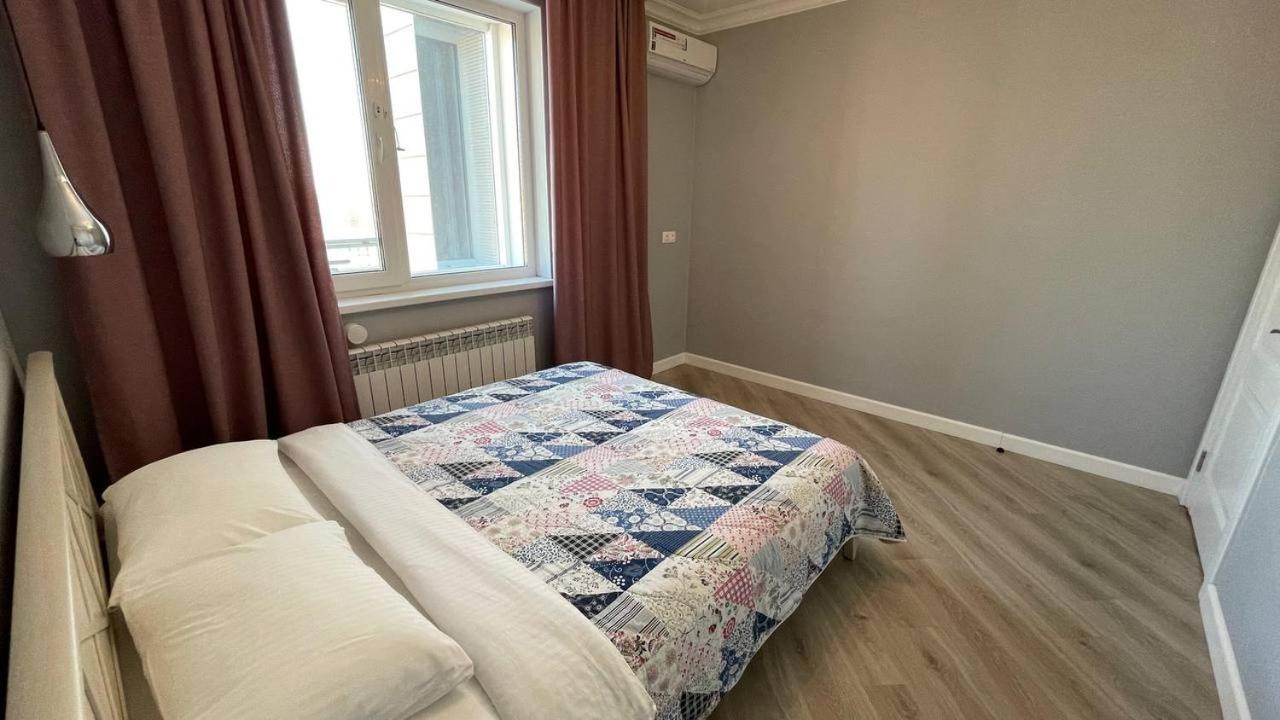 Ernaz Plus Apartments: Sauran-Towers Akmola Esterno foto